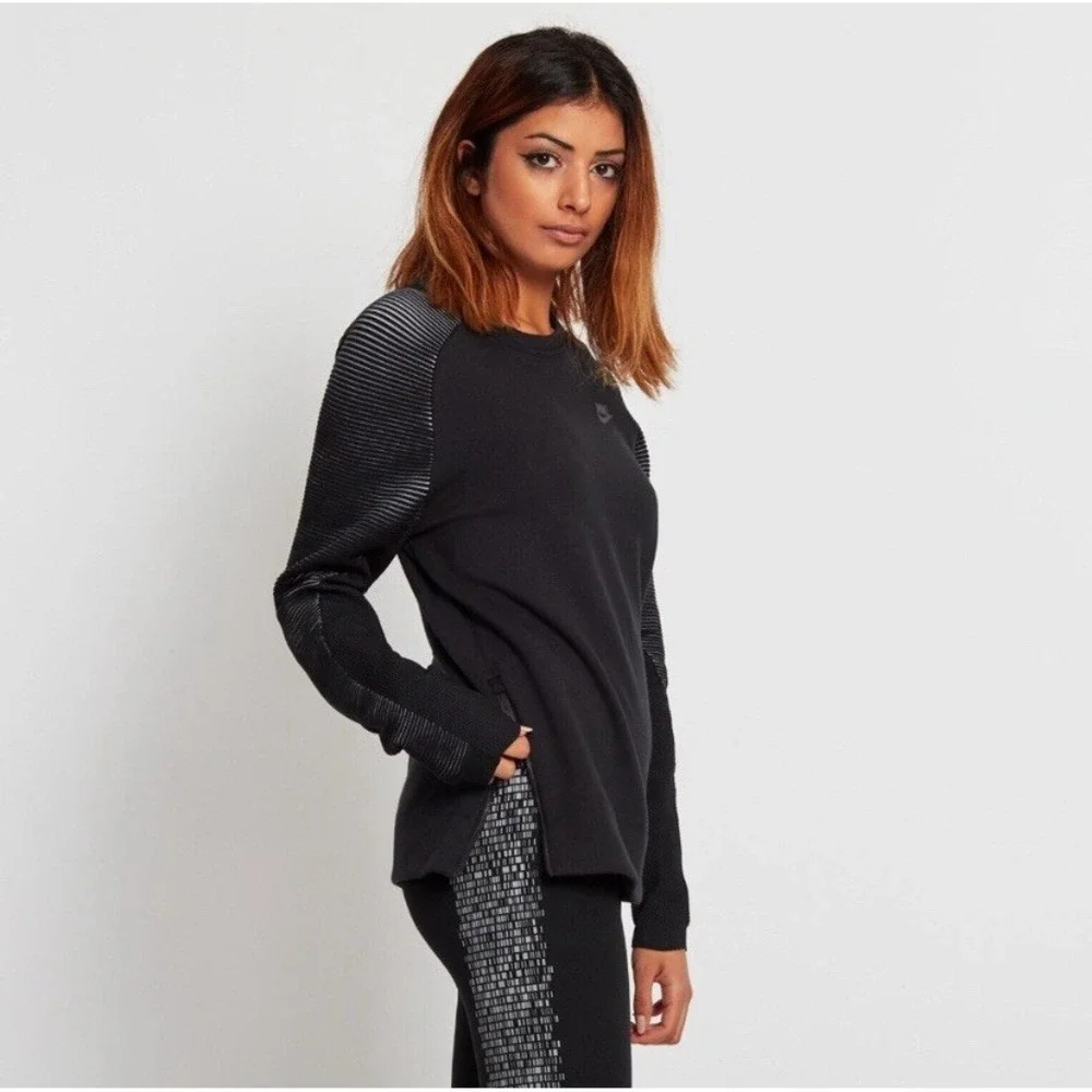 Nike Tech Performance Women's SM Black Sweatshirt Ribbed Sleeve Zip Hem Mad Max